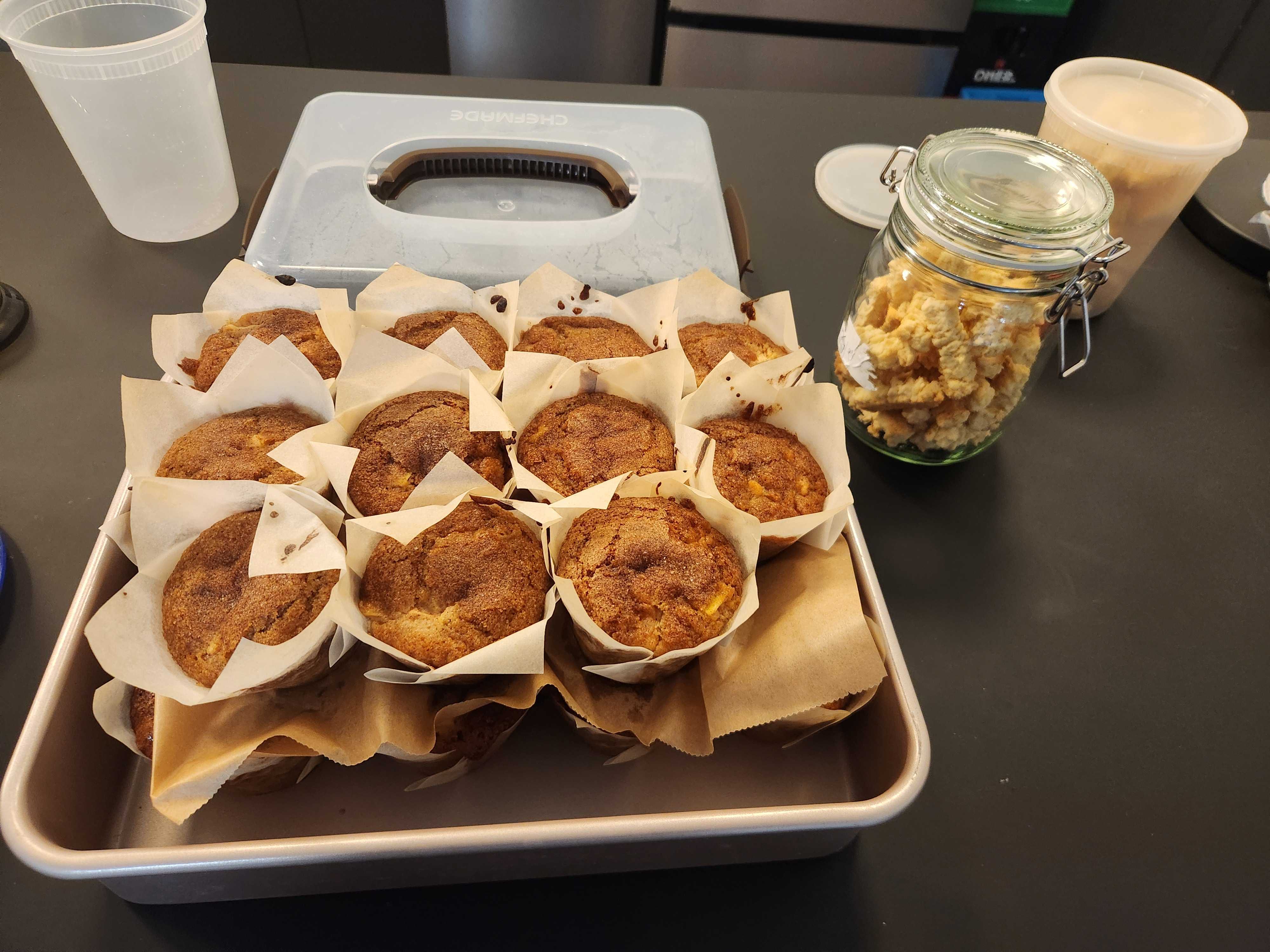 Apple cinnamon muffins