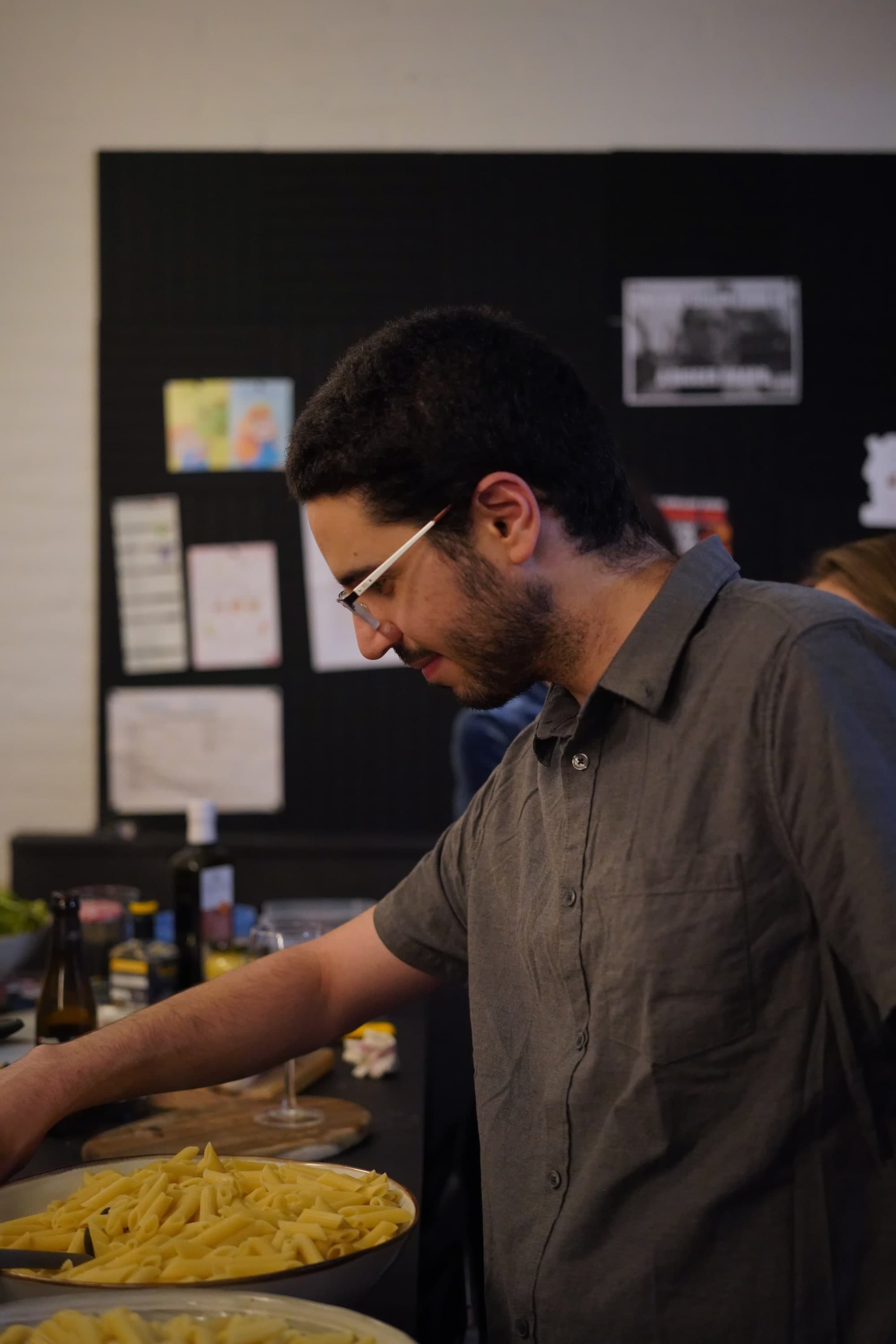 Jonathan plating food at a catering event